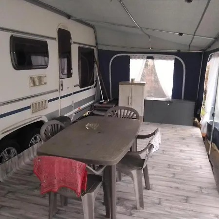 Kemping Caravane 6 Places *